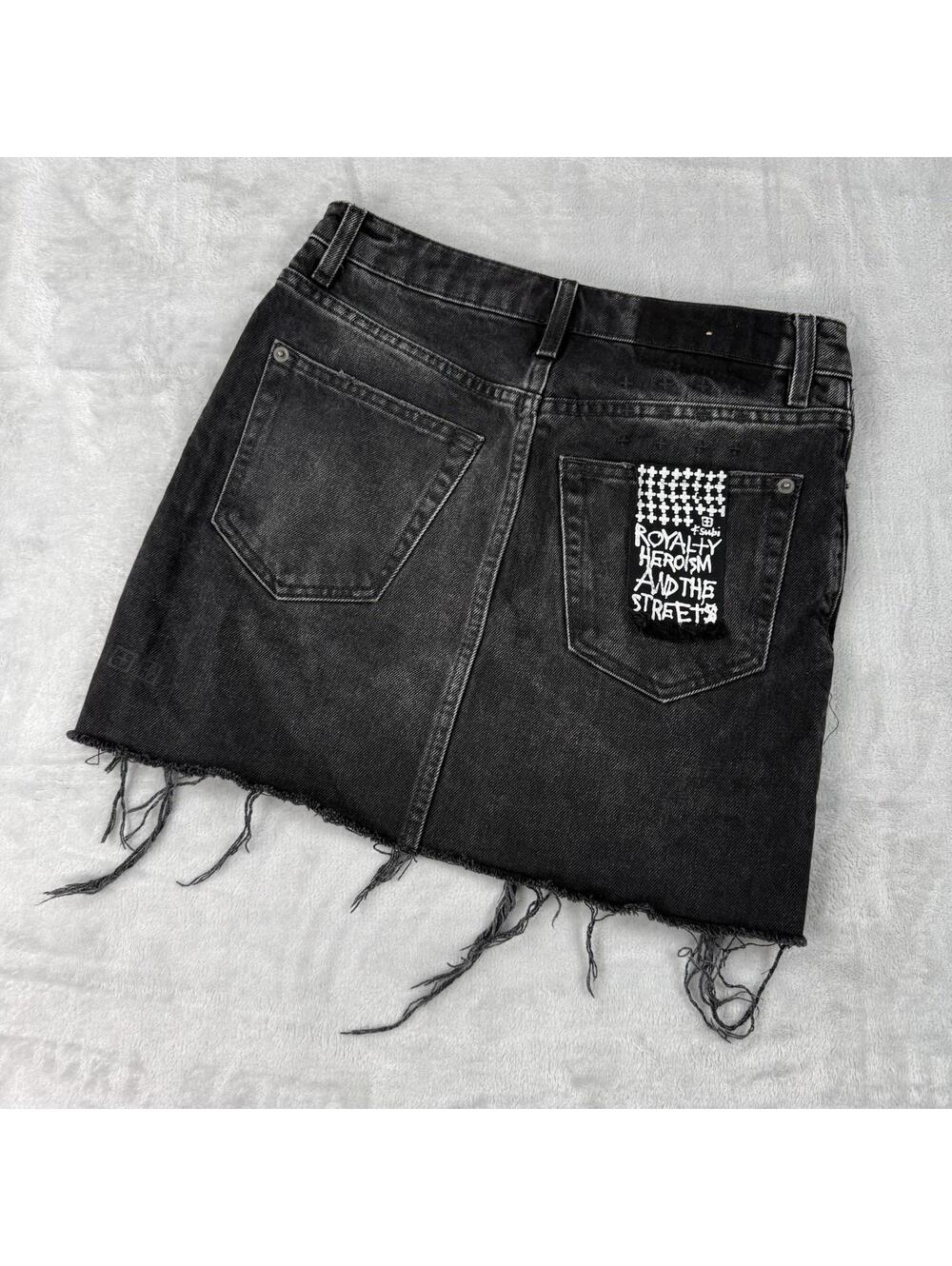 Ksubi Black Denim Mini Skirt Raw Hem Distressed Streetwear Size 26 Y2K Punk Edgy